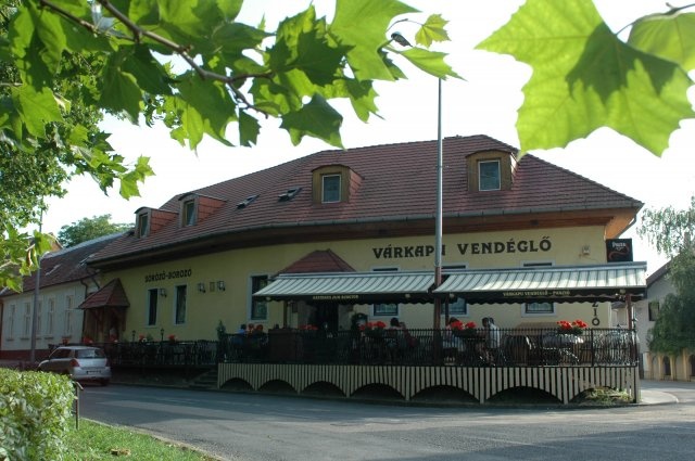 SV - Várkapu Vendéglő 01